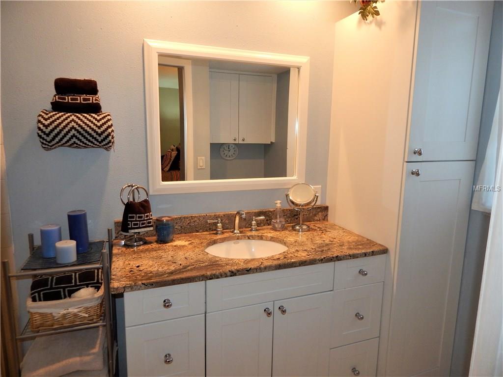 455 LAKEVIEW DRIVE, PALM HARBOR, Florida 34683, 4 Bedrooms Bedrooms, 9 Rooms Rooms,2 BathroomsBathrooms,Residential,For sale,LAKEVIEW,U7846141