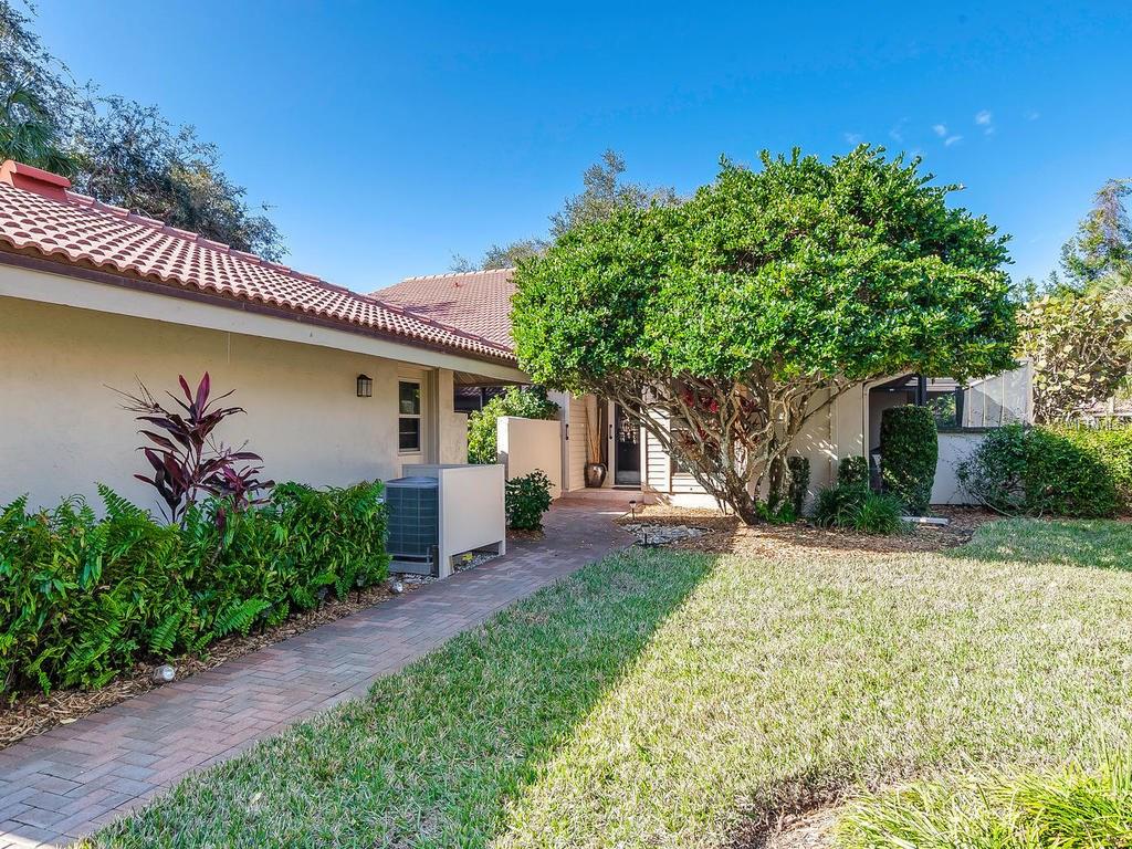 4820 KESTRAL PARK CIRCLE, SARASOTA, Florida 34231, 2 Bedrooms Bedrooms, 6 Rooms Rooms,2 BathroomsBathrooms,Residential,For sale,KESTRAL PARK,A4208945