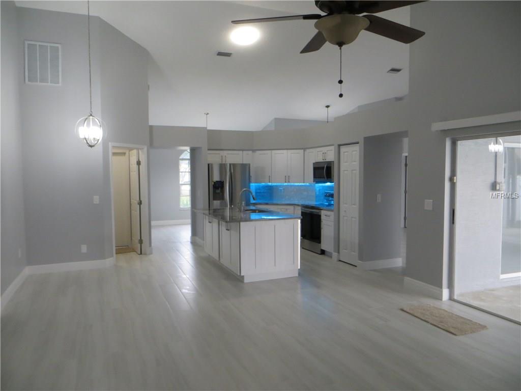 4735 BALSAM DRIVE, LAND O LAKES, Florida 34639, 4 Bedrooms Bedrooms, 8 Rooms Rooms,3 BathroomsBathrooms,Residential,For sale,BALSAM,T2928048