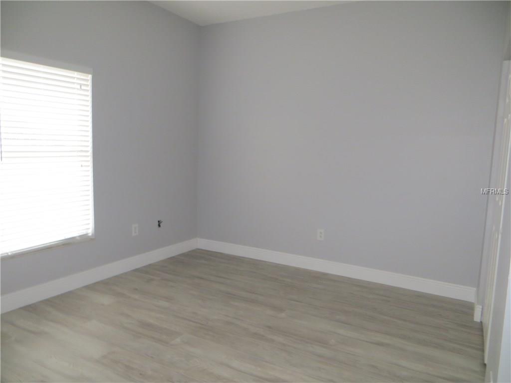 4735 BALSAM DRIVE, LAND O LAKES, Florida 34639, 4 Bedrooms Bedrooms, 8 Rooms Rooms,3 BathroomsBathrooms,Residential,For sale,BALSAM,T2928048