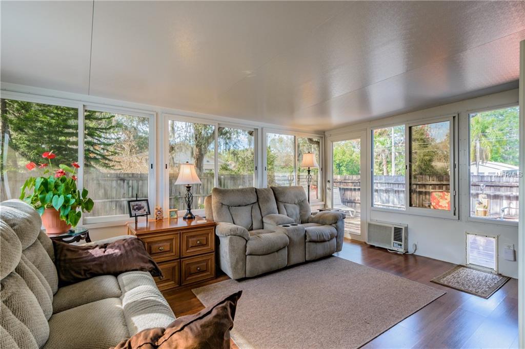 1200 4TH STREET S, SAFETY HARBOR, Florida 34695, 2 Bedrooms Bedrooms, 5 Rooms Rooms,2 BathroomsBathrooms,Residential,For sale,4TH,U7847396