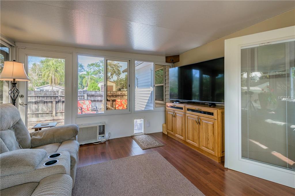 1200 4TH STREET S, SAFETY HARBOR, Florida 34695, 2 Bedrooms Bedrooms, 5 Rooms Rooms,2 BathroomsBathrooms,Residential,For sale,4TH,U7847396