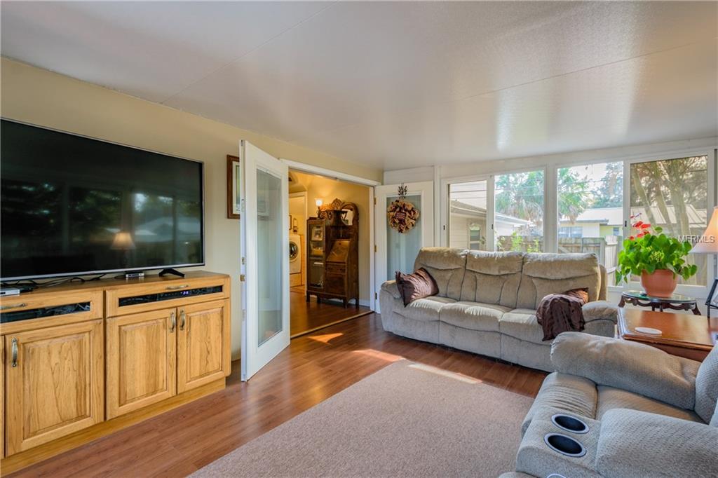 1200 4TH STREET S, SAFETY HARBOR, Florida 34695, 2 Bedrooms Bedrooms, 5 Rooms Rooms,2 BathroomsBathrooms,Residential,For sale,4TH,U7847396