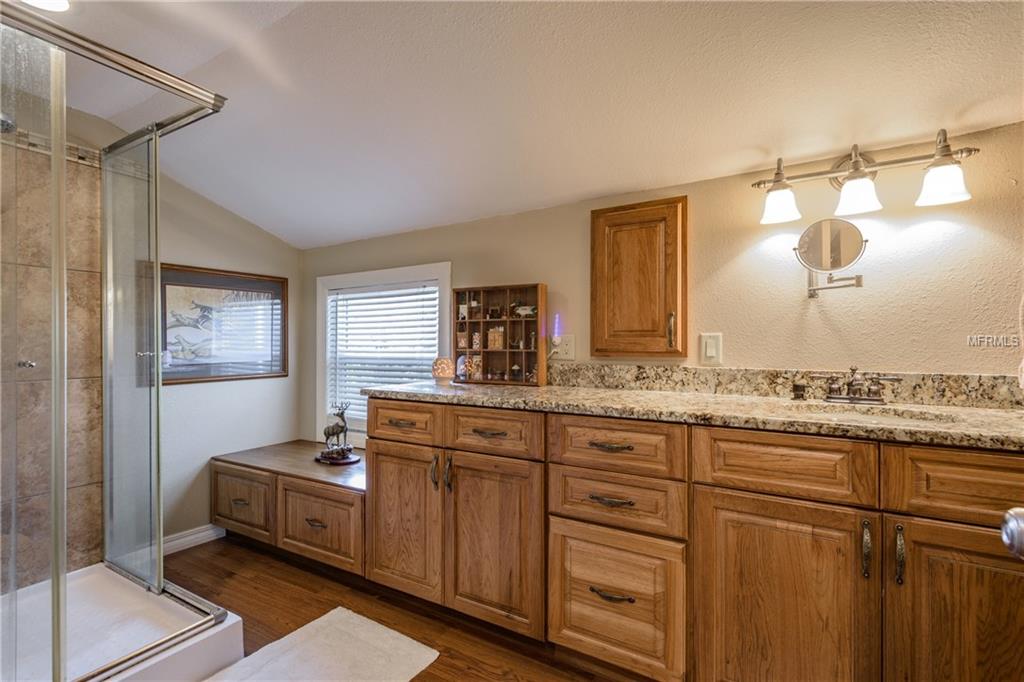 1200 4TH STREET S, SAFETY HARBOR, Florida 34695, 2 Bedrooms Bedrooms, 5 Rooms Rooms,2 BathroomsBathrooms,Residential,For sale,4TH,U7847396