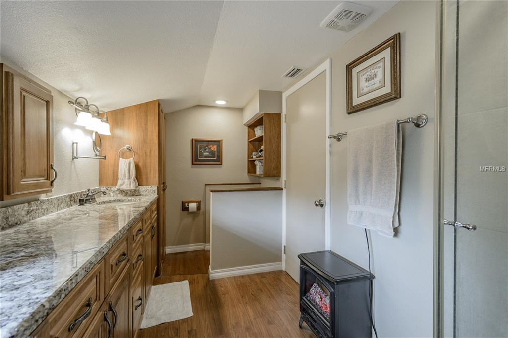 1200 4TH STREET S, SAFETY HARBOR, Florida 34695, 2 Bedrooms Bedrooms, 5 Rooms Rooms,2 BathroomsBathrooms,Residential,For sale,4TH,U7847396