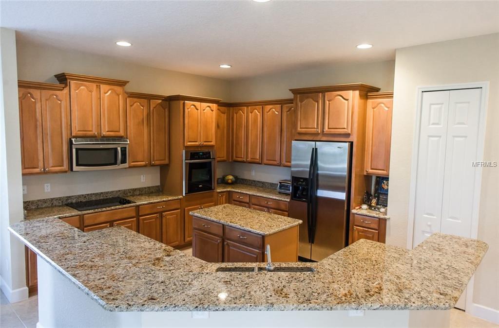 2810 SCENIC LANE, KISSIMMEE, Florida 34744, 5 Bedrooms Bedrooms, 9 Rooms Rooms,3 BathroomsBathrooms,Residential,For sale,SCENIC,O5561836