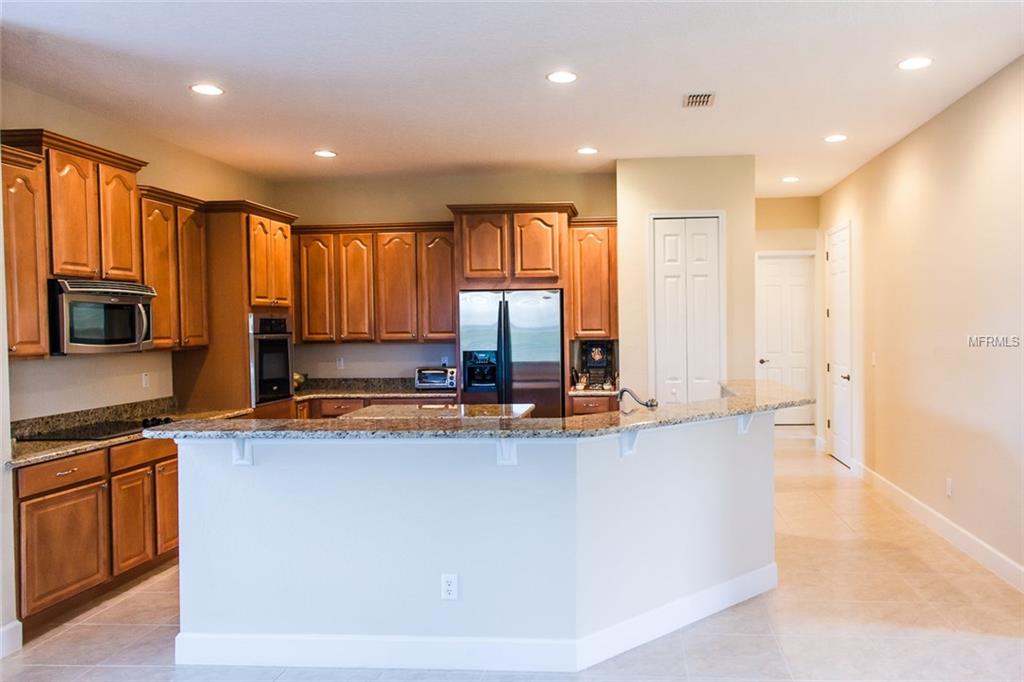 2810 SCENIC LANE, KISSIMMEE, Florida 34744, 5 Bedrooms Bedrooms, 9 Rooms Rooms,3 BathroomsBathrooms,Residential,For sale,SCENIC,O5561836