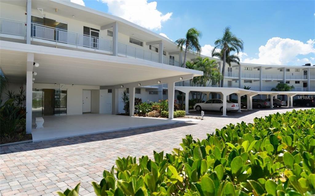 100 SANDS POINT ROAD, LONGBOAT KEY, Florida 34228, 2 Bedrooms Bedrooms, 5 Rooms Rooms,2 BathroomsBathrooms,Residential,For sale,SANDS POINT,A4165105