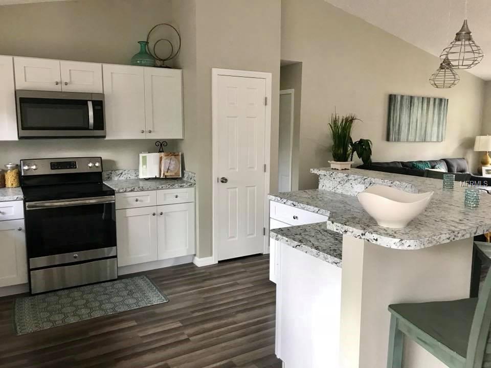 2595 DAHLIA ROAD, DELAND, Florida 32724, 3 Bedrooms Bedrooms, 3 Rooms Rooms,2 BathroomsBathrooms,Residential,For sale,DAHLIA,V4719020