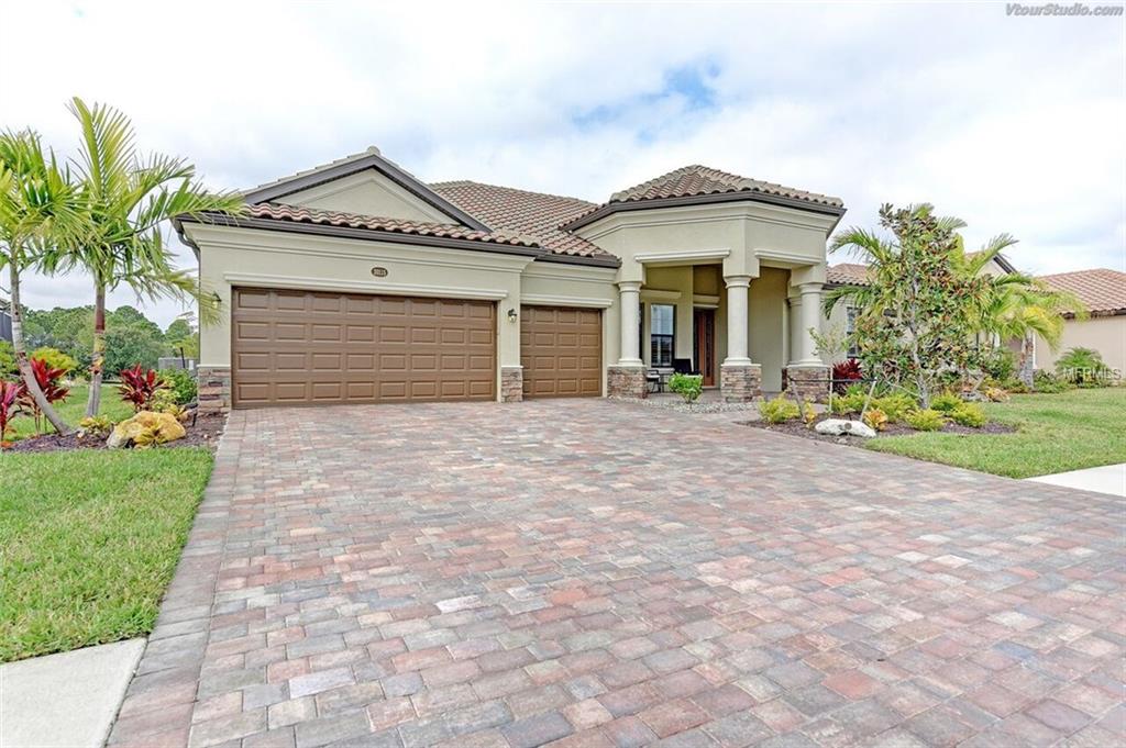 20115 UFFIZI COURT, VENICE, Florida 34293, 4 Bedrooms Bedrooms, 8 Rooms Rooms,3 BathroomsBathrooms,Residential,For sale,UFFIZI,N5914945