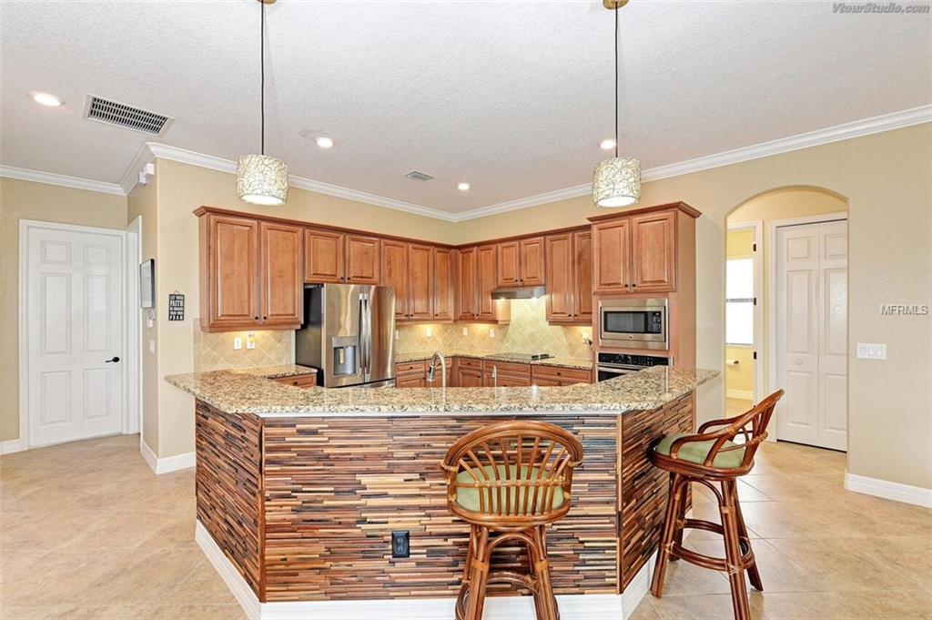 20115 UFFIZI COURT, VENICE, Florida 34293, 4 Bedrooms Bedrooms, 8 Rooms Rooms,3 BathroomsBathrooms,Residential,For sale,UFFIZI,N5914945