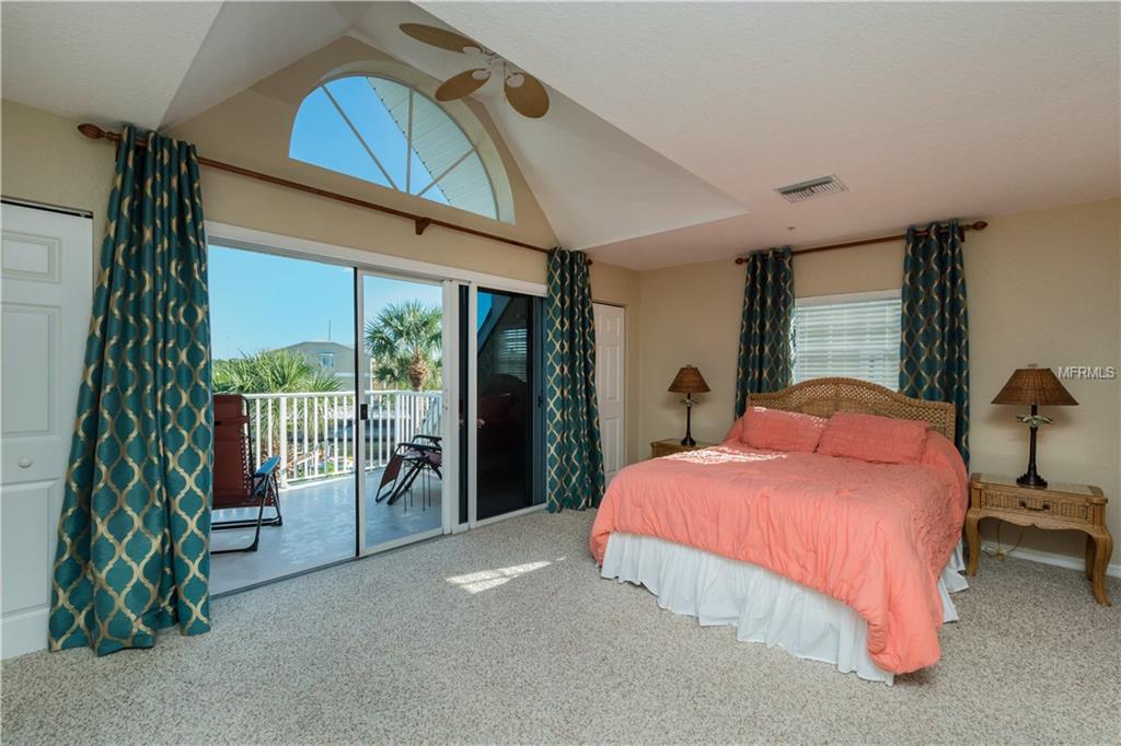 1950 OREGON TRAIL, ENGLEWOOD, Florida 34224, 3 Bedrooms Bedrooms, 6 Rooms Rooms,2 BathroomsBathrooms,Residential,For sale,OREGON,D5921582