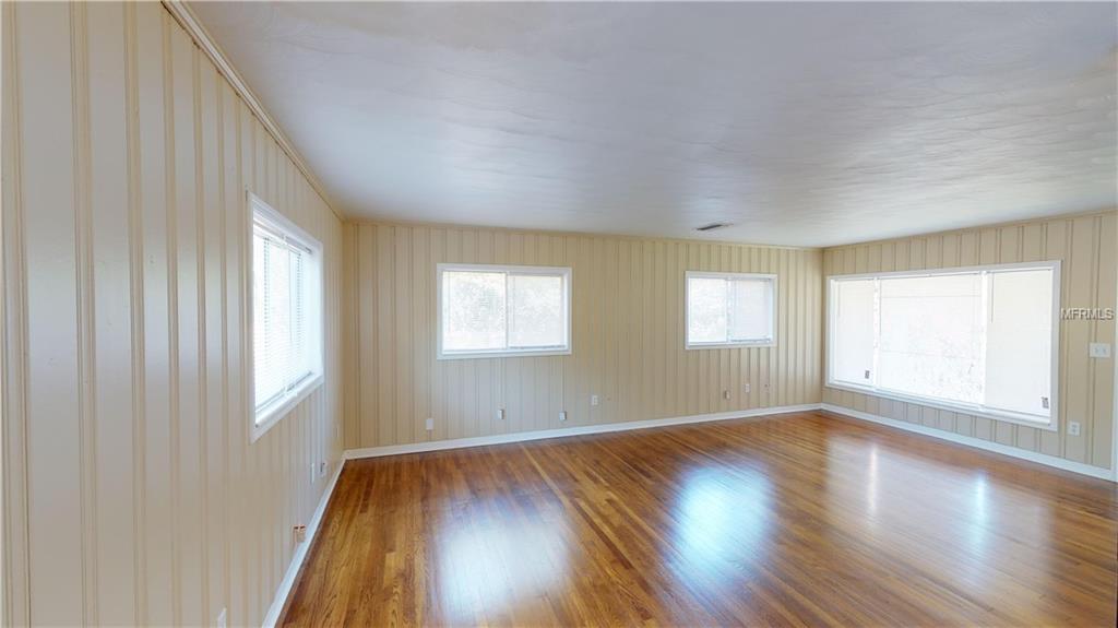 5313 GRAND BOULEVARD, LAKELAND, Florida 33812, 3 Bedrooms Bedrooms, 3 Rooms Rooms,2 BathroomsBathrooms,Residential,For sale,GRAND,P4718622