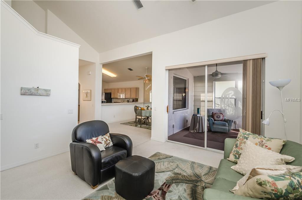 1008 TEAL POINT, TARPON SPRINGS, Florida 34689, 3 Bedrooms Bedrooms, 4 Rooms Rooms,2 BathroomsBathrooms,Residential,For sale,TEAL,U7845271