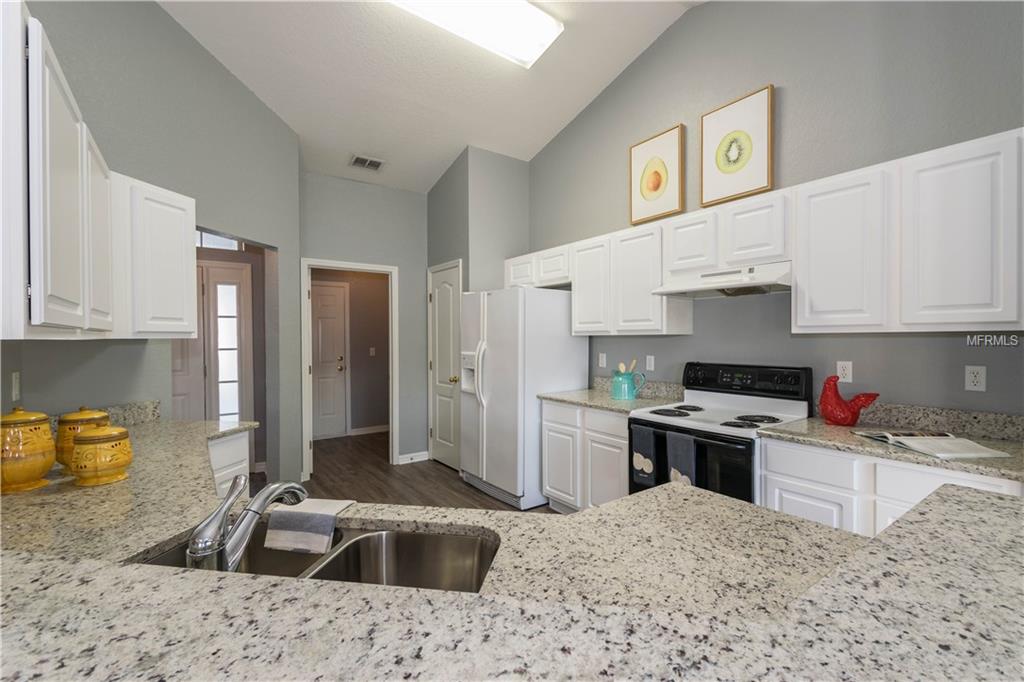 492 TERRANOVA STREET, WINTER HAVEN, Florida 33884, 4 Bedrooms Bedrooms, 7 Rooms Rooms,2 BathroomsBathrooms,Residential,For sale,TERRANOVA,P4718946