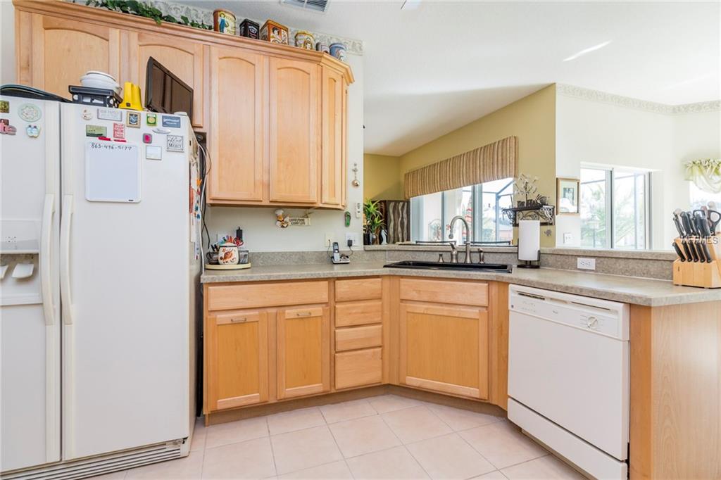 567 PORTOFINO DRIVE, POINCIANA, Florida 34759, 2 Bedrooms Bedrooms, 6 Rooms Rooms,2 BathroomsBathrooms,Residential,For sale,PORTOFINO,O5560923