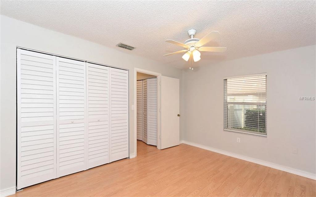 4162 CENTER POINTE CIRCLE, SARASOTA, Florida 34233, 2 Bedrooms Bedrooms, 5 Rooms Rooms,2 BathroomsBathrooms,Residential,For sale,CENTER POINTE,A4209643
