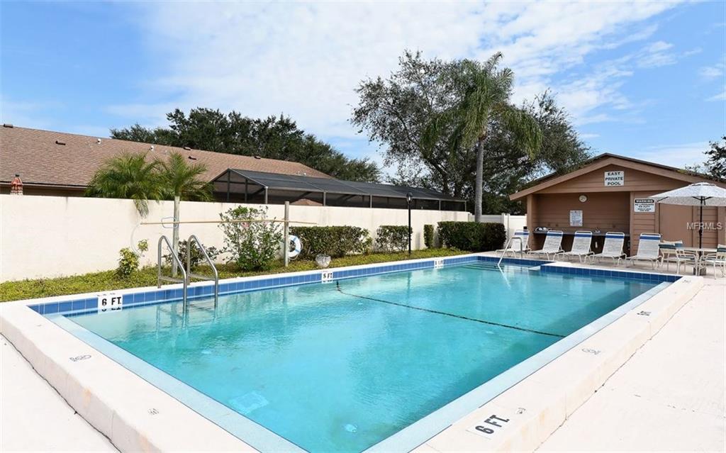 4162 CENTER POINTE CIRCLE, SARASOTA, Florida 34233, 2 Bedrooms Bedrooms, 5 Rooms Rooms,2 BathroomsBathrooms,Residential,For sale,CENTER POINTE,A4209643