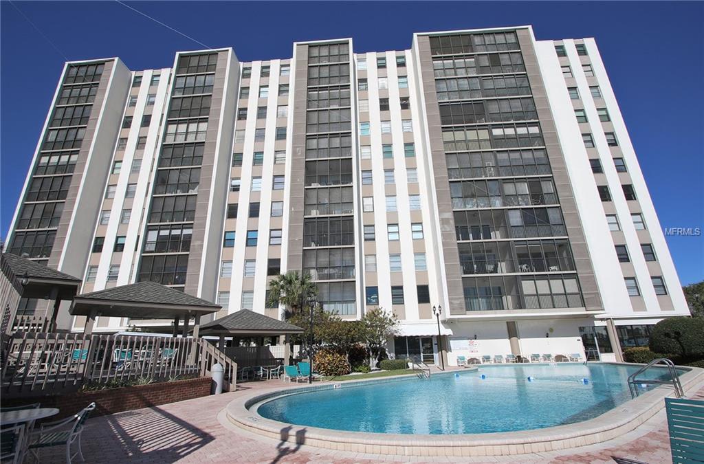 10355 PARADISE BOULEVARD, TREASURE ISLAND, Florida 33706, 2 Bedrooms Bedrooms, 3 Rooms Rooms,2 BathroomsBathrooms,Residential,For sale,PARADISE,U7847303