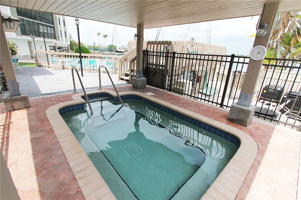 10355 PARADISE BOULEVARD, TREASURE ISLAND, Florida 33706, 2 Bedrooms Bedrooms, 3 Rooms Rooms,2 BathroomsBathrooms,Residential,For sale,PARADISE,U7847303