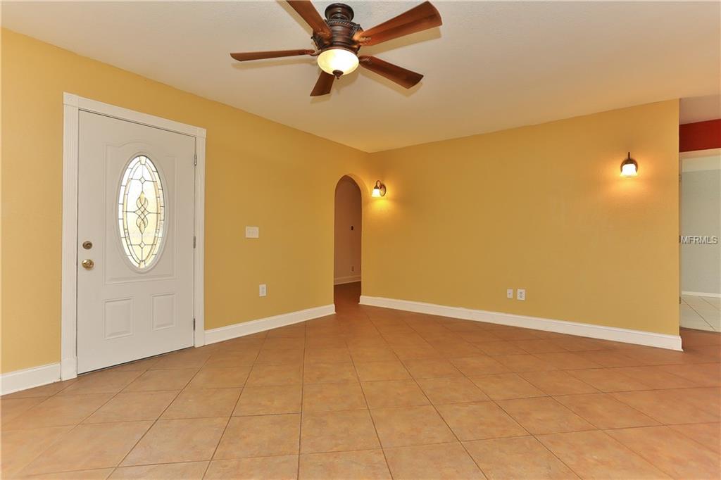 8888 95TH STREET, SEMINOLE, Florida 33777, 3 Bedrooms Bedrooms, 6 Rooms Rooms,2 BathroomsBathrooms,Residential,For sale,95TH,U7847469