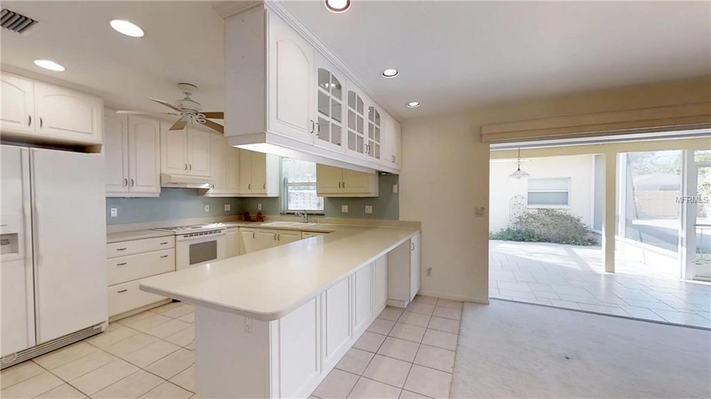 1808 82ND STREET NW, BRADENTON, Florida 34209, 4 Bedrooms Bedrooms, 10 Rooms Rooms,3 BathroomsBathrooms,Residential,For sale,82ND,A4199055