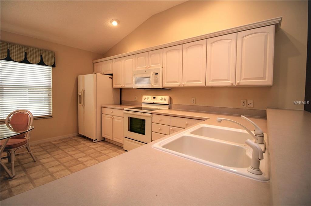 9430 SE 176TH SAFFOLD STREET, THE VILLAGES, Florida 32162, 3 Bedrooms Bedrooms, 7 Rooms Rooms,2 BathroomsBathrooms,Residential,For sale,176TH SAFFOLD,G4849140