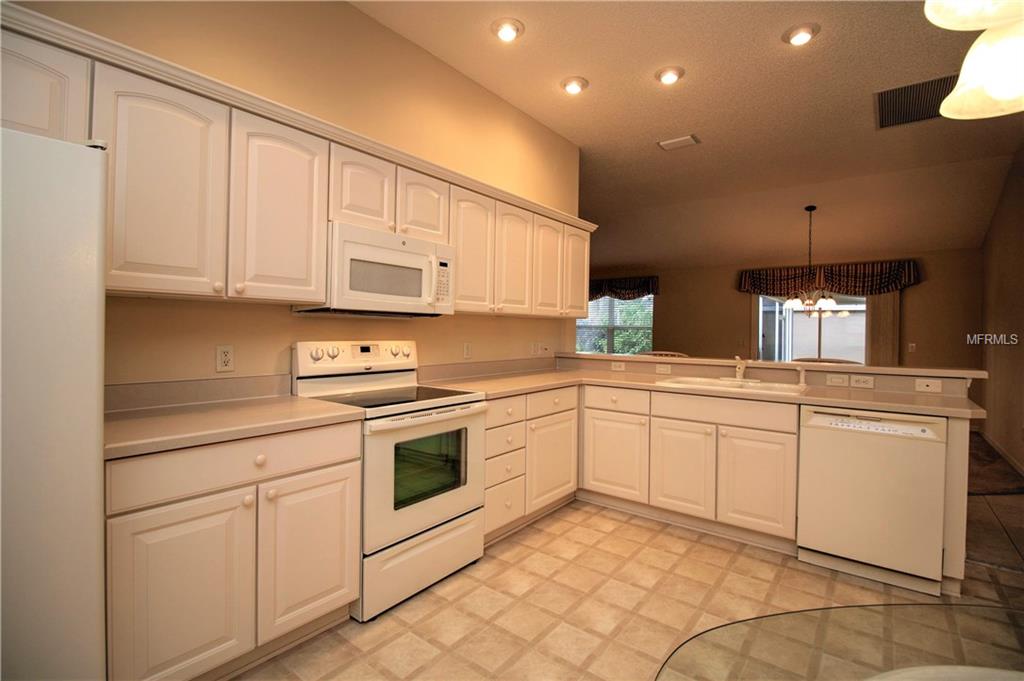 9430 SE 176TH SAFFOLD STREET, THE VILLAGES, Florida 32162, 3 Bedrooms Bedrooms, 7 Rooms Rooms,2 BathroomsBathrooms,Residential,For sale,176TH SAFFOLD,G4849140