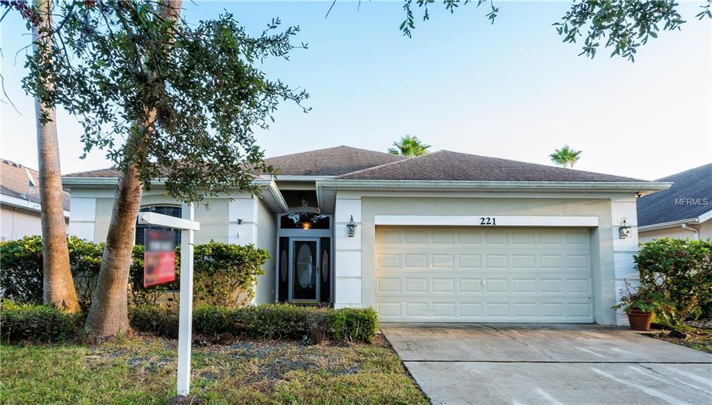 221 WESTMORELAND CIRCLE, KISSIMMEE, Florida 34744, 4 Bedrooms Bedrooms, 4 Rooms Rooms,2 BathroomsBathrooms,Residential,For sale,WESTMORELAND,O5548109