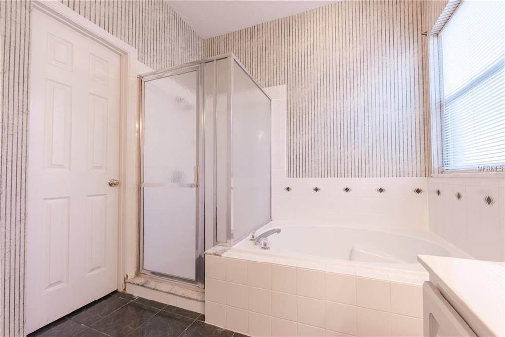 221 WESTMORELAND CIRCLE, KISSIMMEE, Florida 34744, 4 Bedrooms Bedrooms, 4 Rooms Rooms,2 BathroomsBathrooms,Residential,For sale,WESTMORELAND,O5548109