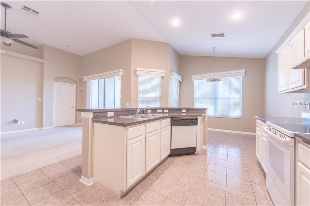 221 WESTMORELAND CIRCLE, KISSIMMEE, Florida 34744, 4 Bedrooms Bedrooms, 4 Rooms Rooms,2 BathroomsBathrooms,Residential,For sale,WESTMORELAND,O5548109