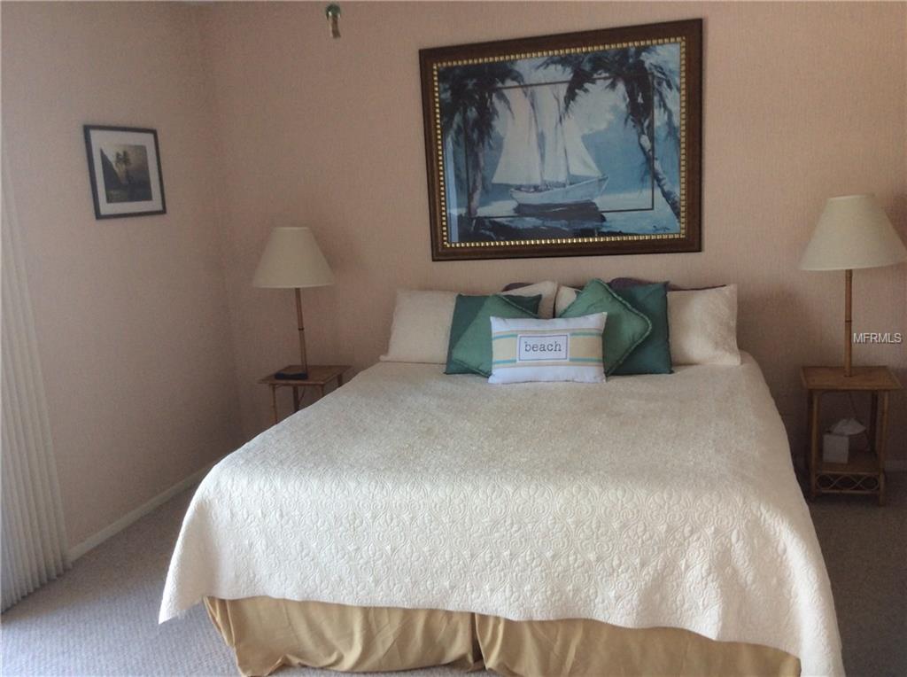 490 N SHORE ROAD, LONGBOAT KEY, Florida 34228, 2 Bedrooms Bedrooms, 8 Rooms Rooms,2 BathroomsBathrooms,Residential,For sale,SHORE,A4203426