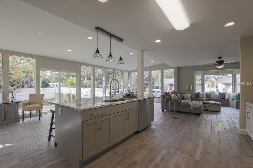 3010 6TH AVENUE N, ST PETERSBURG, Florida 33713, 3 Bedrooms Bedrooms, 4 Rooms Rooms,4 BathroomsBathrooms,Residential,For sale,6TH,U7842618