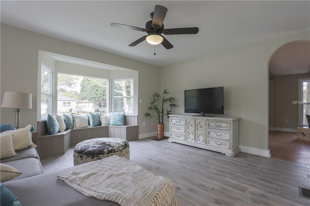 3010 6TH AVENUE N, ST PETERSBURG, Florida 33713, 3 Bedrooms Bedrooms, 4 Rooms Rooms,4 BathroomsBathrooms,Residential,For sale,6TH,U7842618