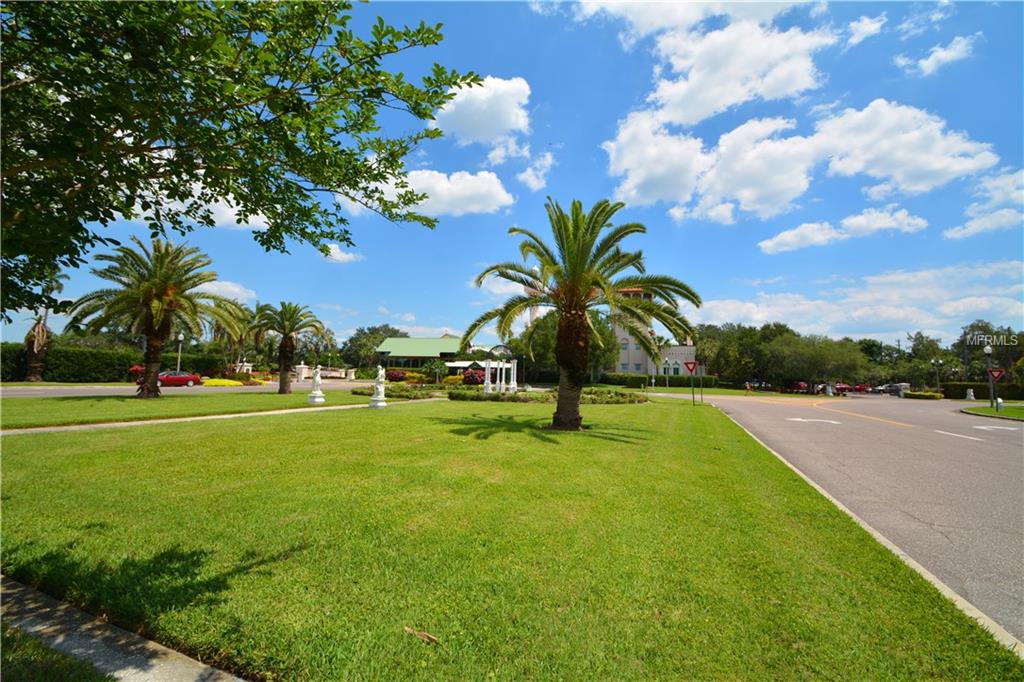 409 SNELL ISLE BOULEVARD NE, ST PETERSBURG, Florida 33704, 3 Bedrooms Bedrooms, 5 Rooms Rooms,3 BathroomsBathrooms,Residential,For sale,SNELL ISLE,U7846490