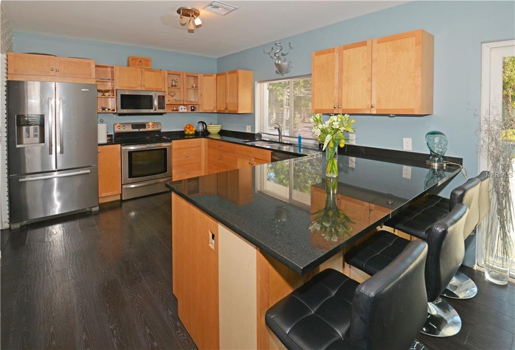 409 SNELL ISLE BOULEVARD NE, ST PETERSBURG, Florida 33704, 3 Bedrooms Bedrooms, 5 Rooms Rooms,3 BathroomsBathrooms,Residential,For sale,SNELL ISLE,U7846490