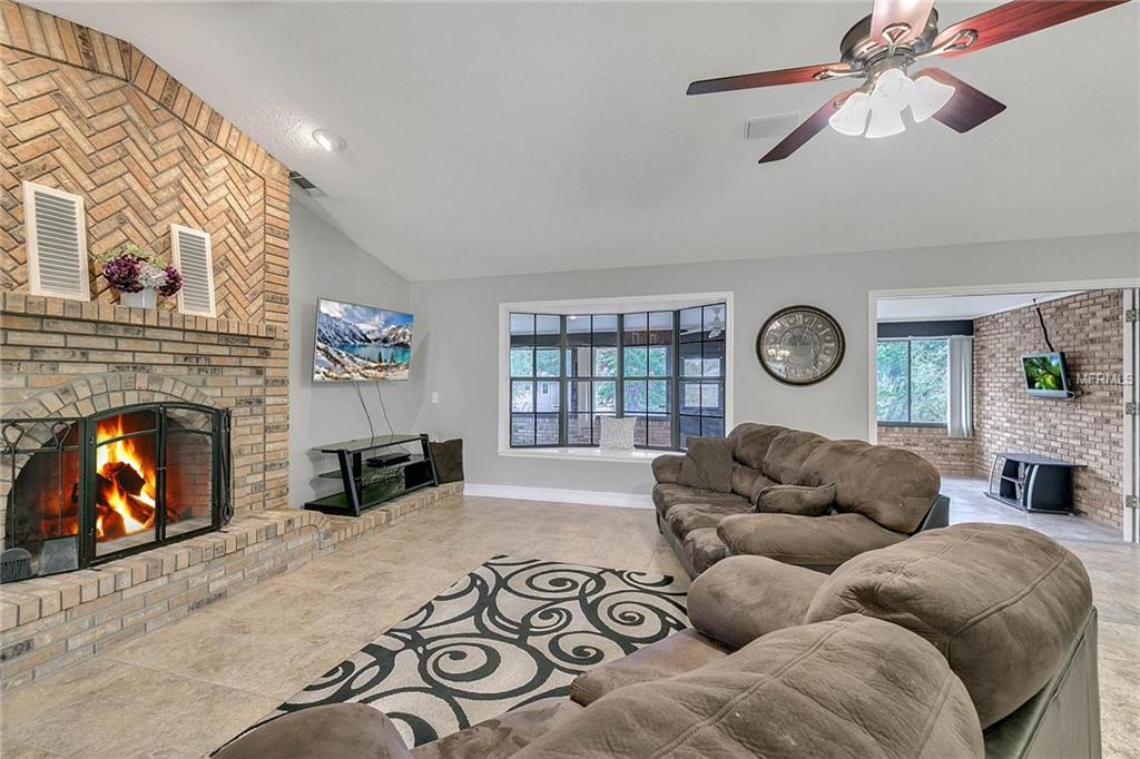 12825 AMBER AVENUE, CLERMONT, Florida 34711, 3 Bedrooms Bedrooms, 9 Rooms Rooms,2 BathroomsBathrooms,Residential,For sale,AMBER,G4852746