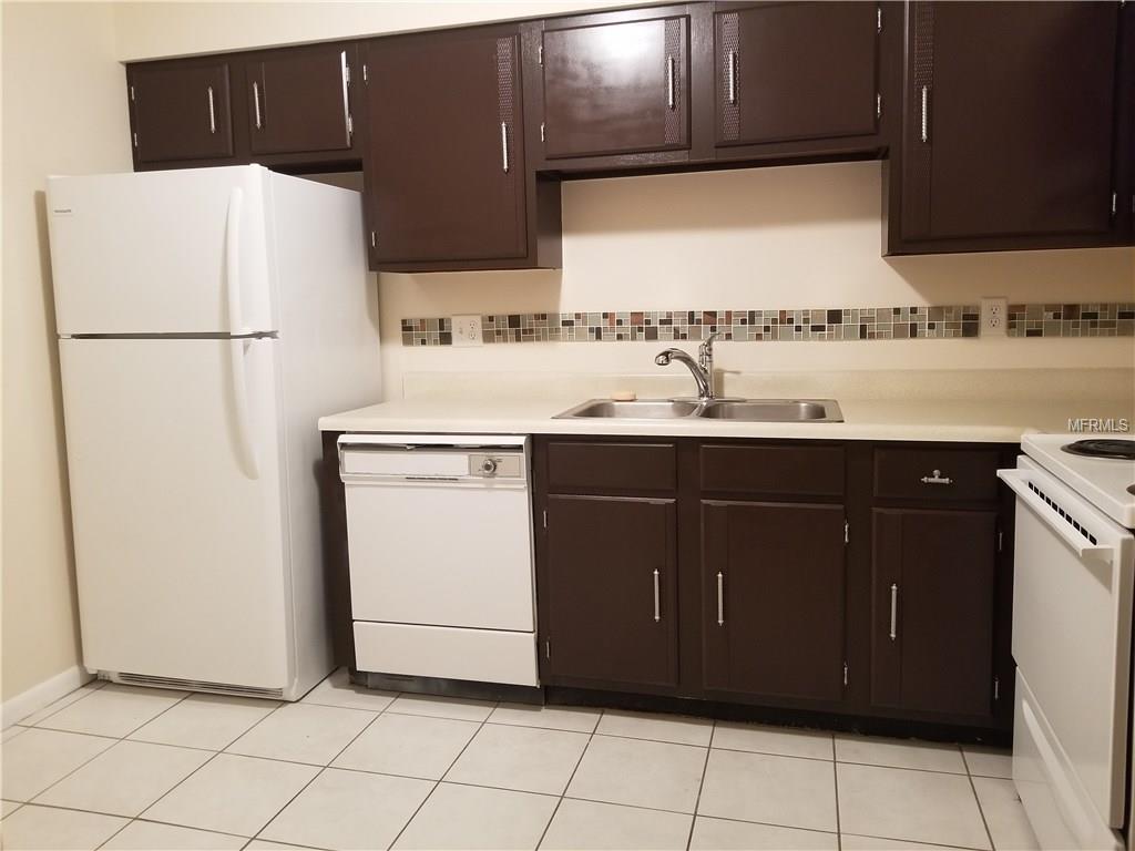 130 E JOHNSON AVENUE, LAKE WALES, Florida 33853, 2 Bedrooms Bedrooms, 4 Rooms Rooms,2 BathroomsBathrooms,Residential,For sale,JOHNSON,U7847611