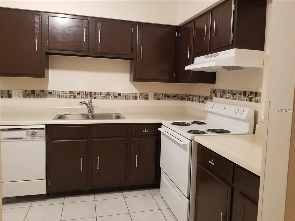 130 E JOHNSON AVENUE, LAKE WALES, Florida 33853, 2 Bedrooms Bedrooms, 4 Rooms Rooms,2 BathroomsBathrooms,Residential,For sale,JOHNSON,U7847611