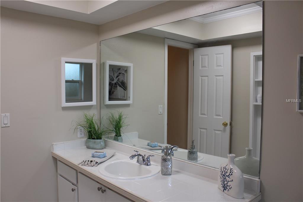 1281 BILTMORE DRIVE, FORT MYERS, Florida 33901, 3 Bedrooms Bedrooms, 5 Rooms Rooms,2 BathroomsBathrooms,Residential,For sale,BILTMORE,U7829711