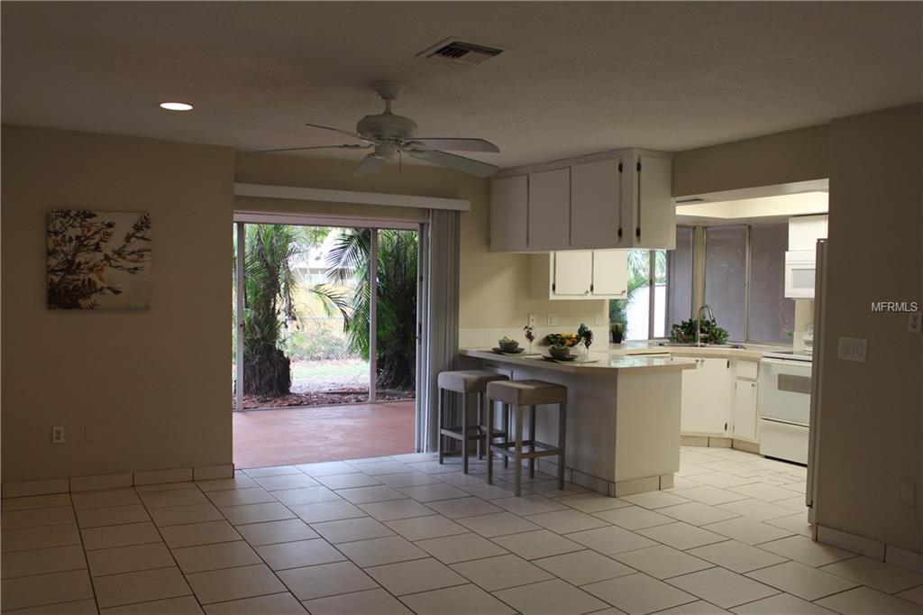 1281 BILTMORE DRIVE, FORT MYERS, Florida 33901, 3 Bedrooms Bedrooms, 5 Rooms Rooms,2 BathroomsBathrooms,Residential,For sale,BILTMORE,U7829711