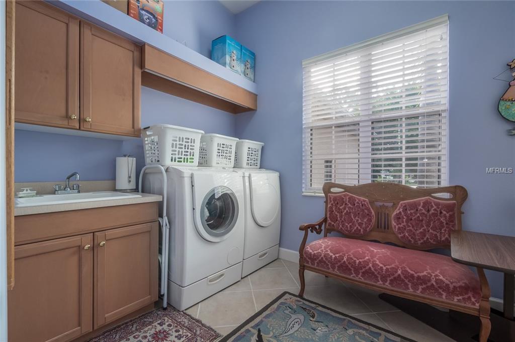 1139 KINGS WAY DRIVE, NOKOMIS, Florida 34275, 3 Bedrooms Bedrooms, 8 Rooms Rooms,3 BathroomsBathrooms,Residential,For sale,KINGS WAY,A4197081