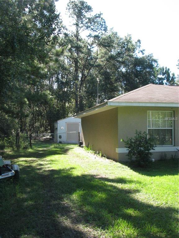 21 SEQUOIA LOOP COURT, OCKLAWAHA, Florida 32179, 3 Bedrooms Bedrooms, 7 Rooms Rooms,2 BathroomsBathrooms,Residential,For sale,SEQUOIA LOOP COURT,G4848371