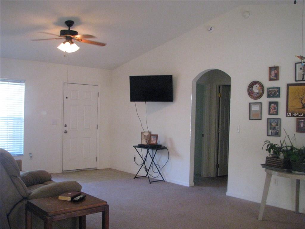 21 SEQUOIA LOOP COURT, OCKLAWAHA, Florida 32179, 3 Bedrooms Bedrooms, 7 Rooms Rooms,2 BathroomsBathrooms,Residential,For sale,SEQUOIA LOOP COURT,G4848371