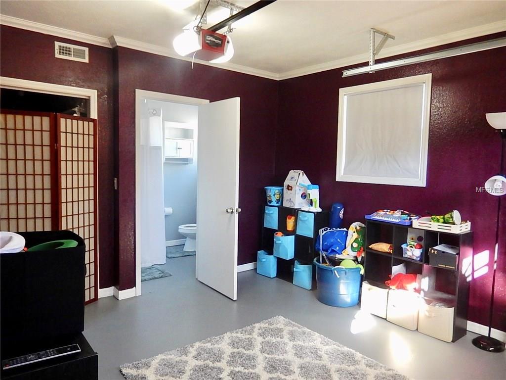15572 BRISTOL CIRCLE W, CLEARWATER, Florida 33764, 3 Bedrooms Bedrooms, 5 Rooms Rooms,3 BathroomsBathrooms,Residential,For sale,BRISTOL,U7837632