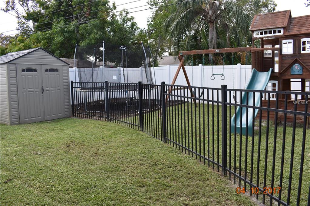 15572 BRISTOL CIRCLE W, CLEARWATER, Florida 33764, 3 Bedrooms Bedrooms, 5 Rooms Rooms,3 BathroomsBathrooms,Residential,For sale,BRISTOL,U7837632