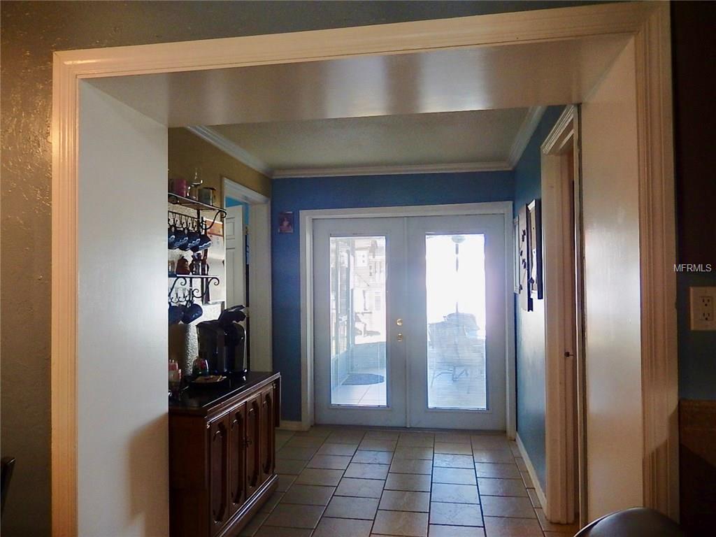 15572 BRISTOL CIRCLE W, CLEARWATER, Florida 33764, 3 Bedrooms Bedrooms, 5 Rooms Rooms,3 BathroomsBathrooms,Residential,For sale,BRISTOL,U7837632