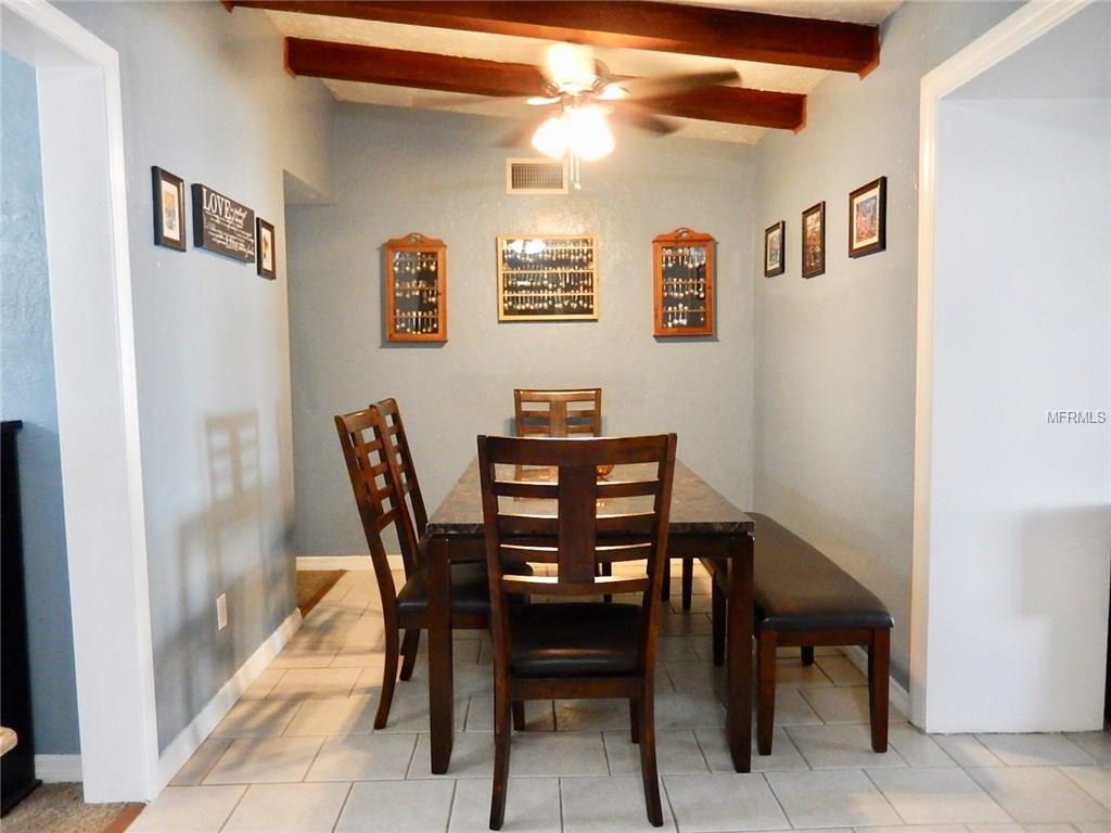 15572 BRISTOL CIRCLE W, CLEARWATER, Florida 33764, 3 Bedrooms Bedrooms, 5 Rooms Rooms,3 BathroomsBathrooms,Residential,For sale,BRISTOL,U7837632