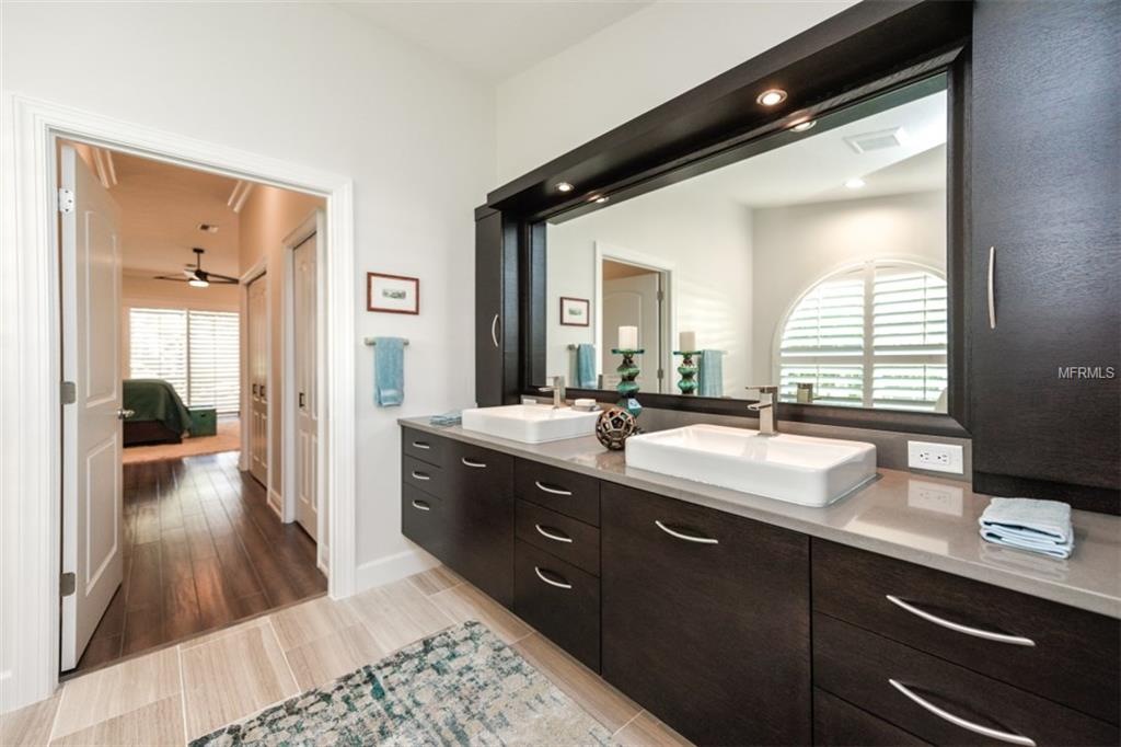 3800 BOCA POINTE DRIVE, SARASOTA, Florida 34238, 3 Bedrooms Bedrooms, 9 Rooms Rooms,3 BathroomsBathrooms,Residential,For sale,BOCA POINTE,A4206709