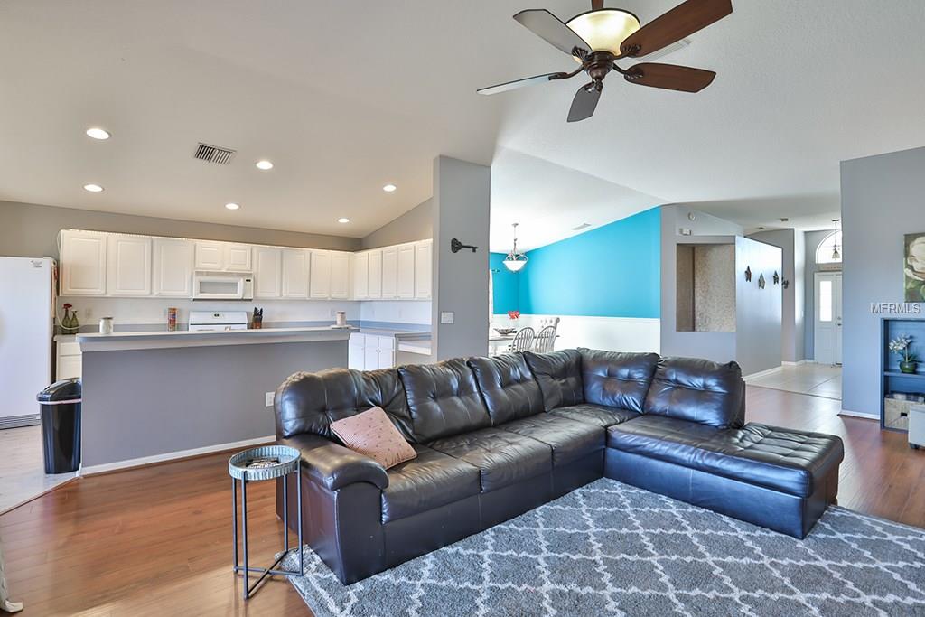 6838 MONARCH PARK DRIVE, APOLLO BEACH, Florida 33572, 4 Bedrooms Bedrooms, 3 Rooms Rooms,2 BathroomsBathrooms,Residential,For sale,MONARCH PARK,T2923975